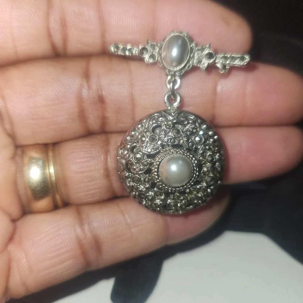Vintage Marcasite glass Pearl Filigree Locket Brooch Silver Tone Victorian Style